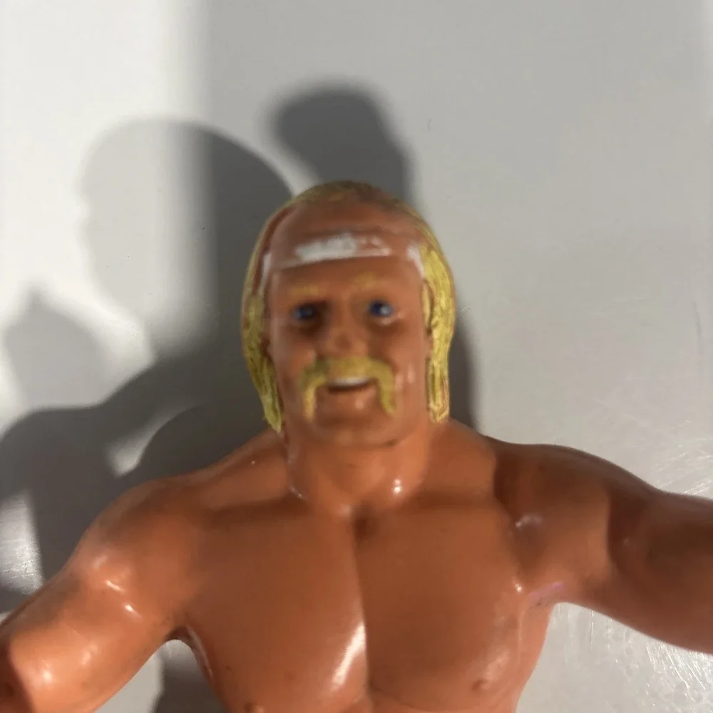 intage 1984 LJN WWF Hulk Hogan Action Figure Series 1 Wrestling Superstars 8
